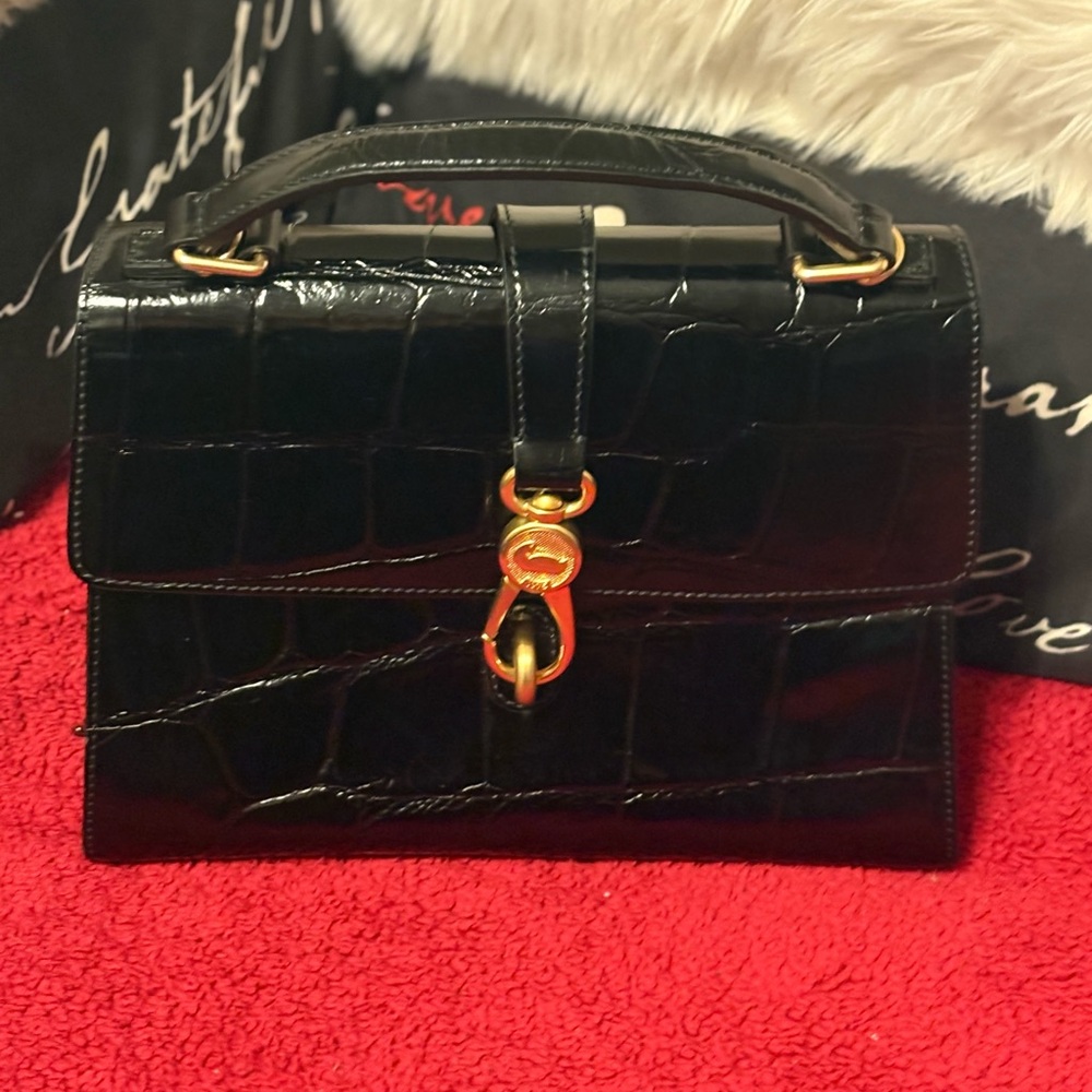 Dooney any BourkeBlack Crocodile-Embossed Handbag